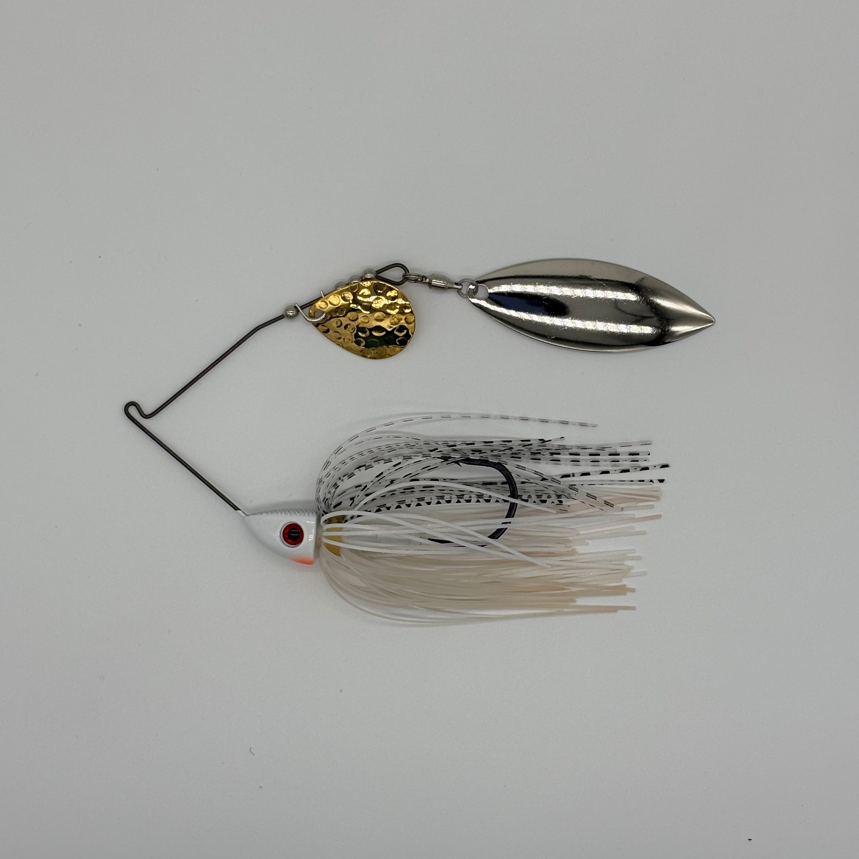 Bassman spinnerbait Tandem Lure in Pearl White colourway