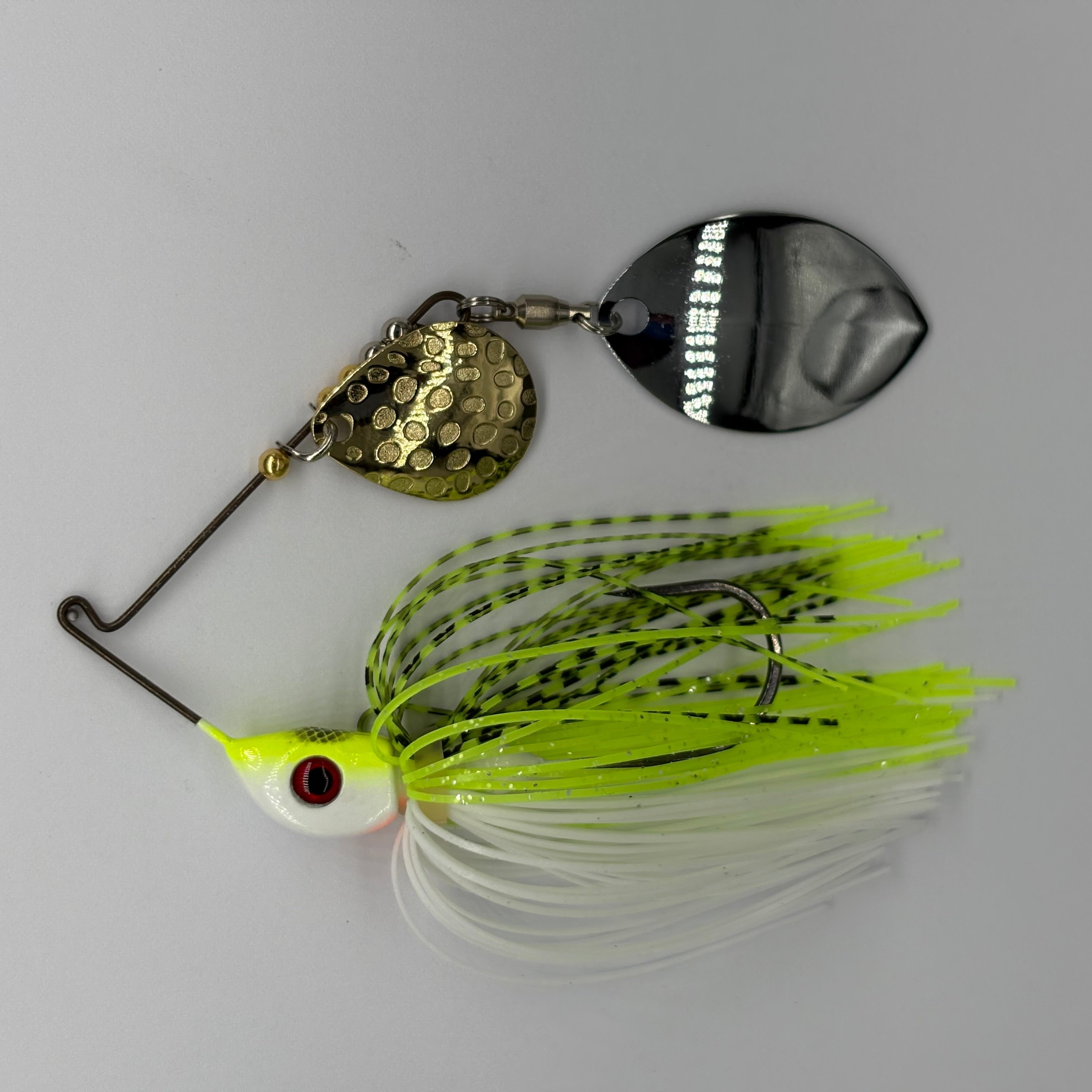 Bassman Spinnerbaits 3-8oz Compact Mag Willow in White Chart Scale Colourway