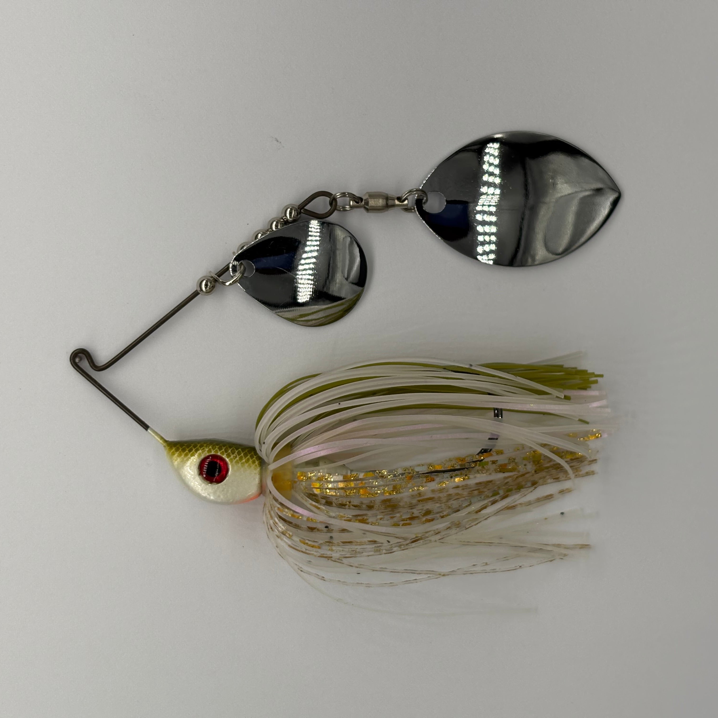 Bassman compact mag willow fishing lure in Olive Shad colourway