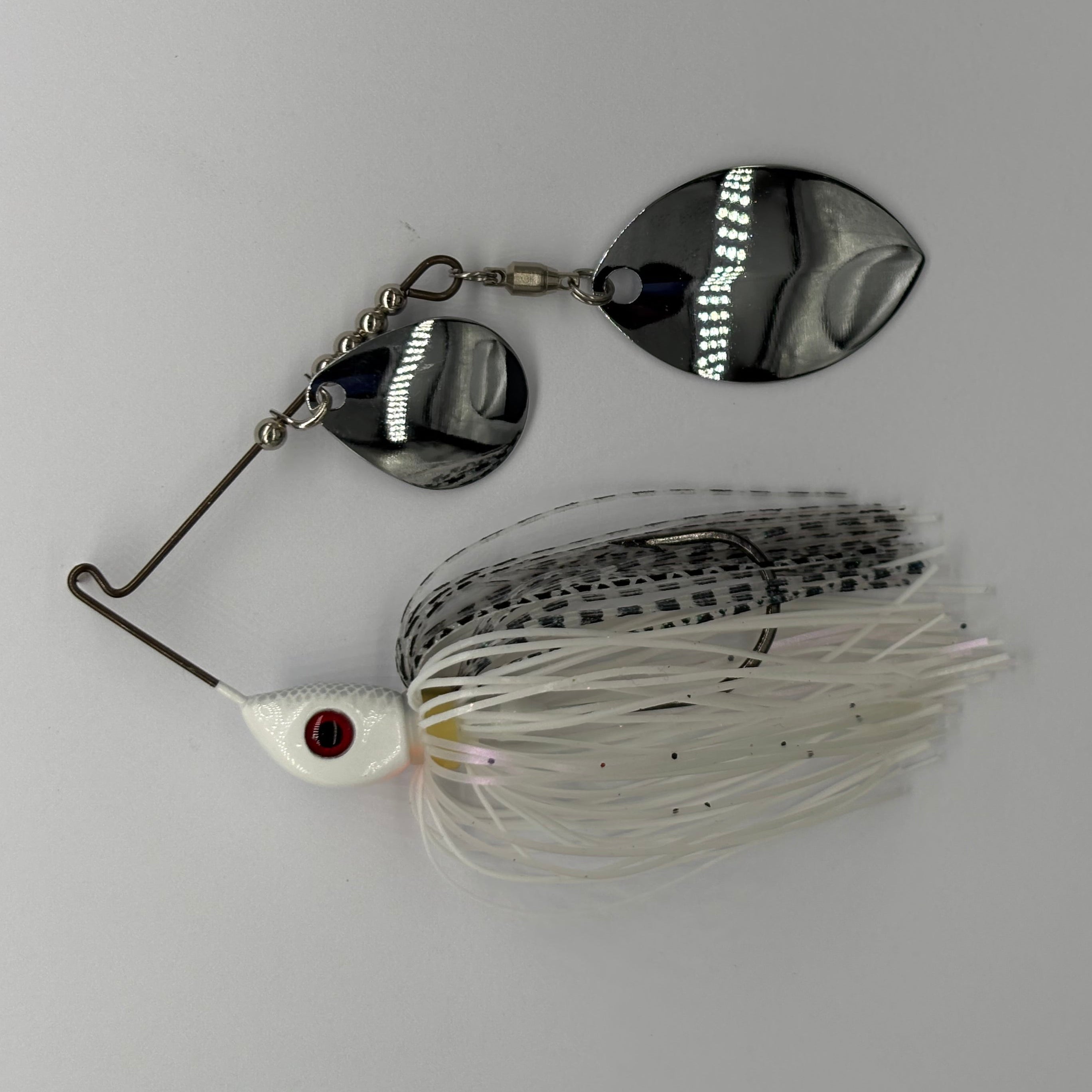 Bassman Spinnerbaits 3-8oz Compact Mag Willow in Pearl White Colourway